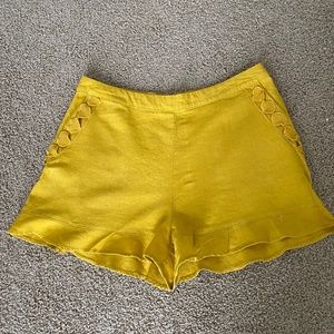 june & hudson ruffled edge shorts